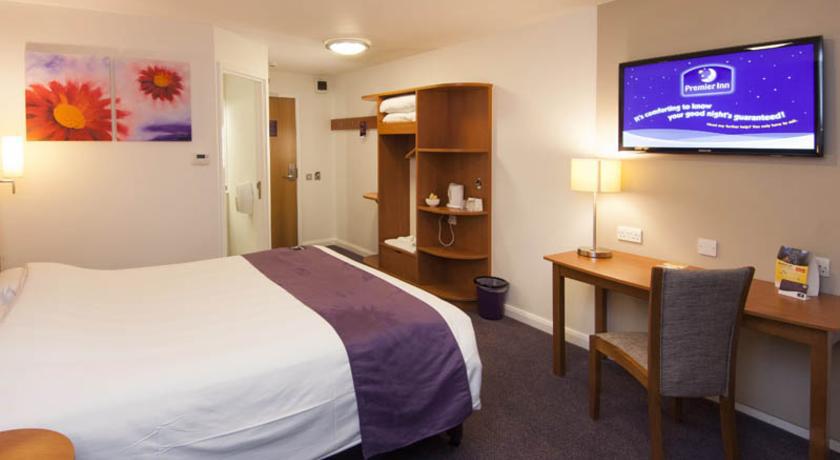 Premier Inn Chester Central - North Dış mekan fotoğraf