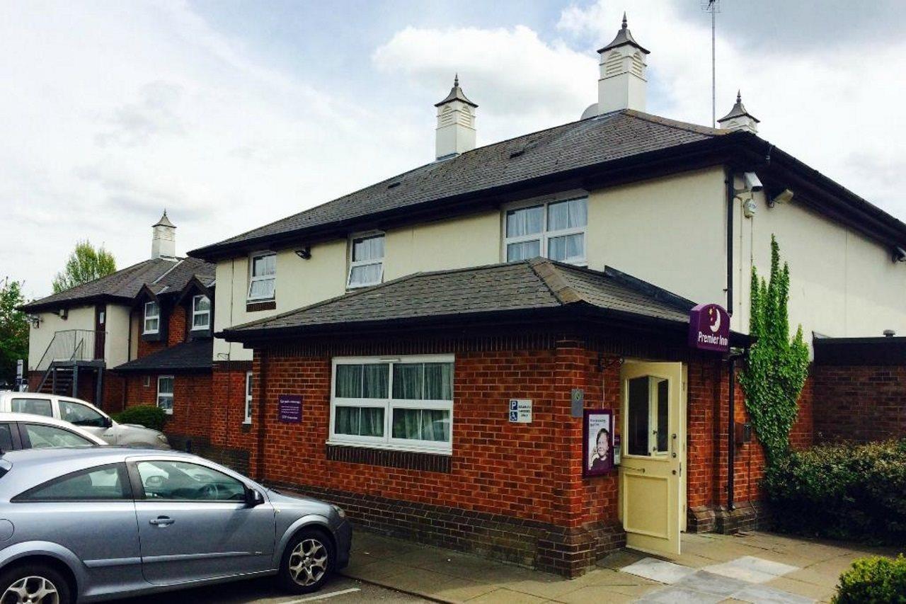 Premier Inn Chester Central - North Dış mekan fotoğraf
